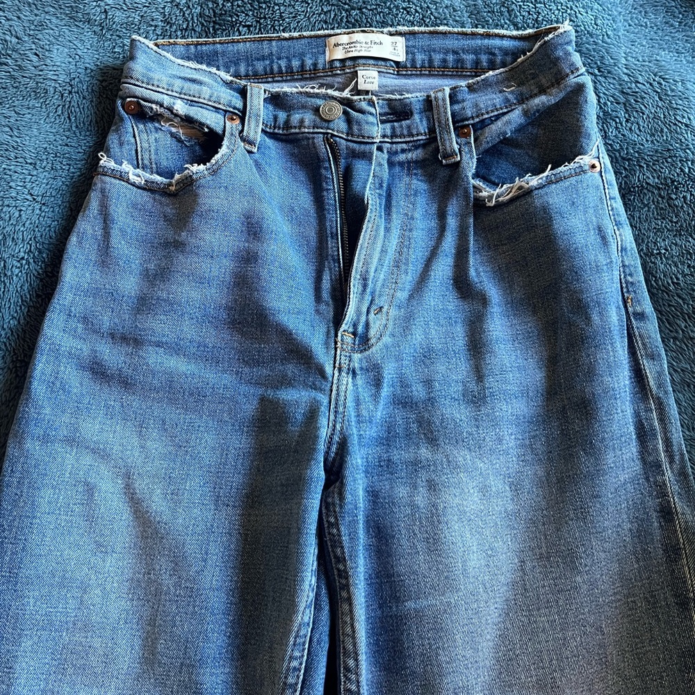 Abercrombie SHORT Ankle Straight Ultra High Rise Jeans - Curve Love